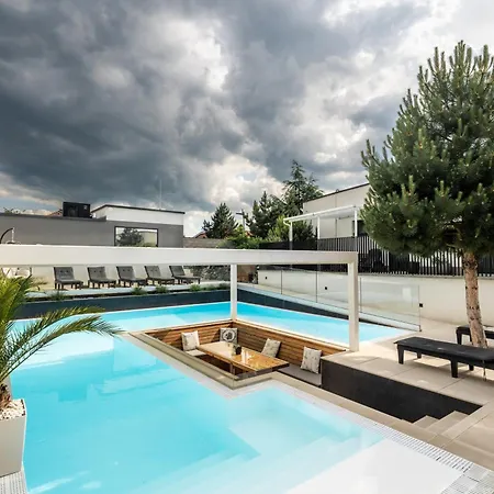 Apartmany Ladna Aparthotel *