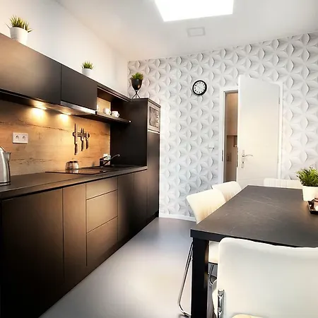 Apartahotel Apartmány Ladná 4*