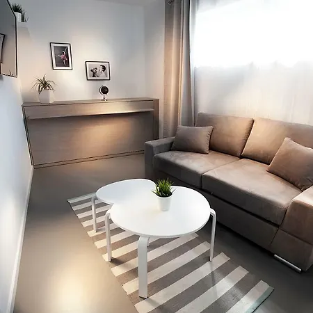 Apartmany Ladna アパートホテル Ladná