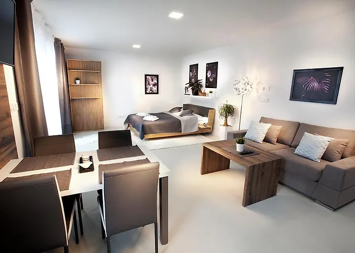 Апарт-отель Apartmany Ladna