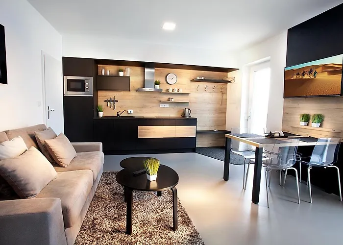 Apartmány Ladná Apartahotel 4*